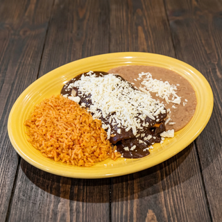 Enchiladas de Pollo con Mole